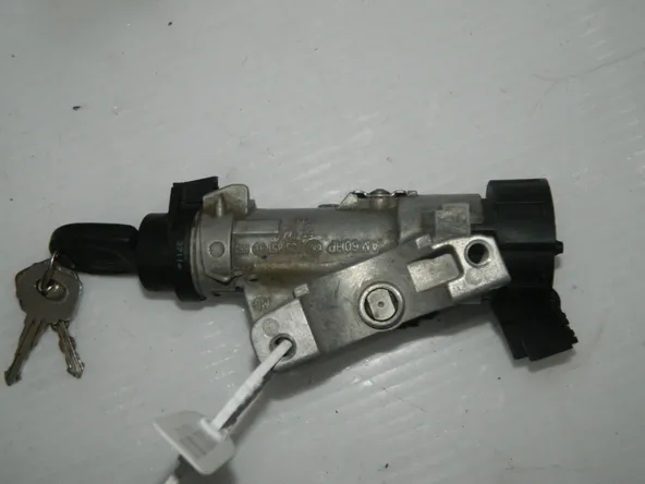 Замок зажигания Volkswagen Polo MK5 CFN (Б/У)
