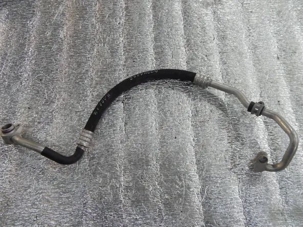 Трубка кондиционера VOLKSWAGEN TOUAREG 7L7 BHK (Контрактный) 27774609