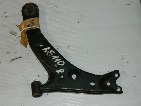 Рычаг подвески TOYOTA COROLLA AE110 Перед Прав (Контрактный) 45992504