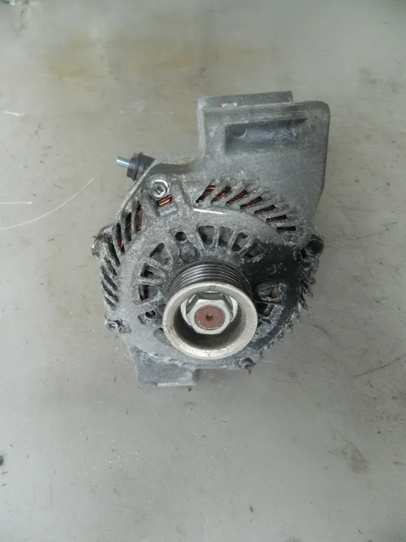 Генератор MAZDA AXELA BLEFP LF (Контрактный) 2529300052