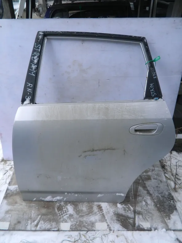 Дверь HONDA STREAM RN3 Зад Лев (Контрактный) 81540737