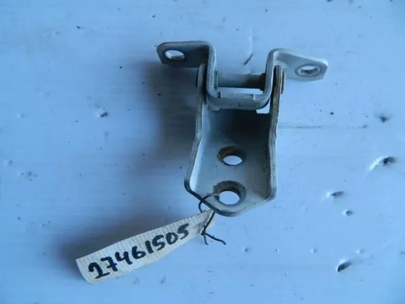 Петля двери MAZDA DEMIO DY3W Перед Лев (Контрактный)