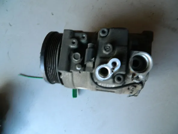 Компрессор кондиционера MERCEDES-BENZ C-CLASS W203 (Контрактный) 81530846