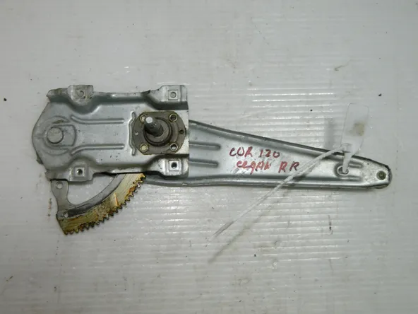 Стеклоподъемник TOYOTA COROLLA E120 Зад Прав 46098664 Б/У 69830-02110