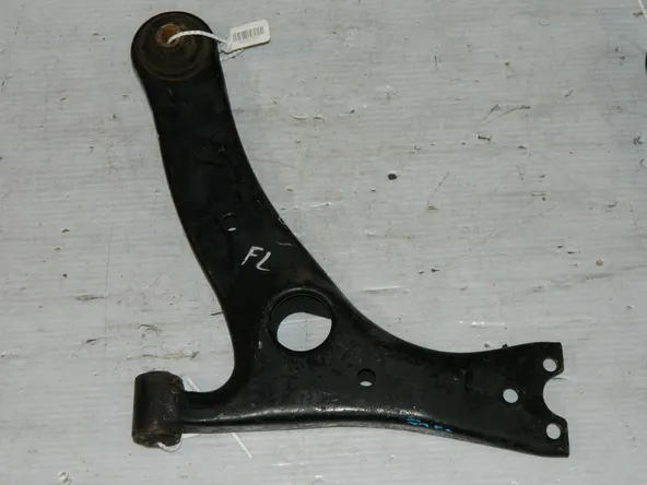 Рычаг подвески TOYOTA OPA ZCT10 Перед Лев (Контрактный) 45992887