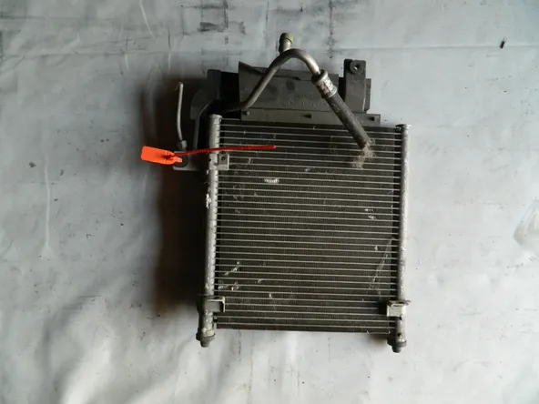 Радиатор кондиционера MAZDA DEMIO DW3W (Контрактный) 72367233