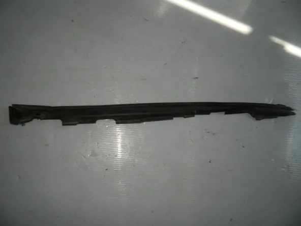 Пыльник крыла LEXUS IS250 GSE20 Перед Лев (Контрактный)