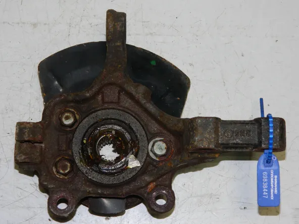 Ступица NISSAN BLUEBIRD SYLPHY KG11 Перед Лев (Контрактный) 69838458