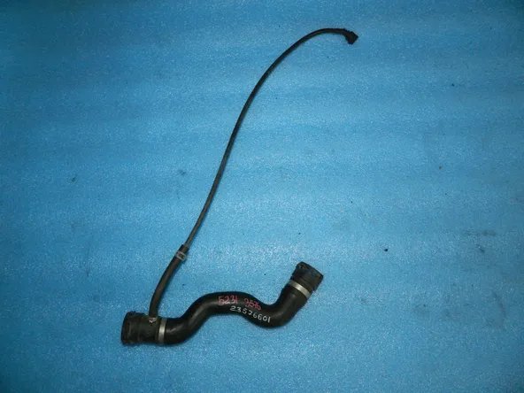 Патрубок системы охлаждения BMW 5-SERIES F10 N20B20B (Контрактный) 23576601