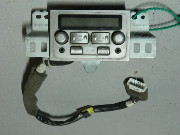 Блок управления TOYOTA LAND CRUISER UZJ100 (Контрактный) 81540472 8623060021