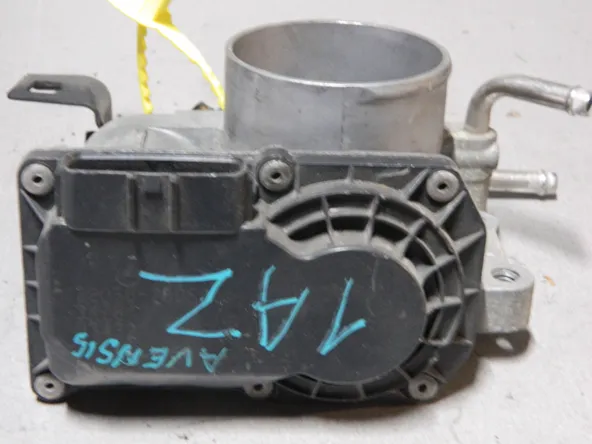 Дроссельная заслонка TOYOTA 1AZ (Контрактный) 79780384