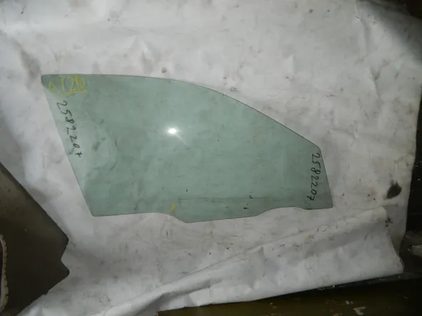 Стекло двери TOYOTA CARINA AT210 Перед. Прав (Контрактный) 2582207