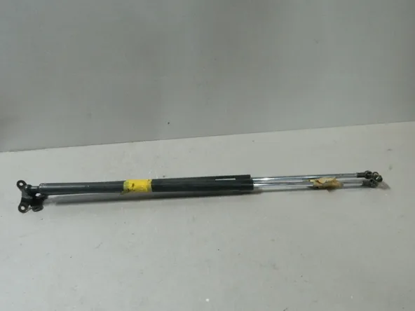 Амортизатор багажника HONDA STREAM RN1 (Контрактный) 81528999