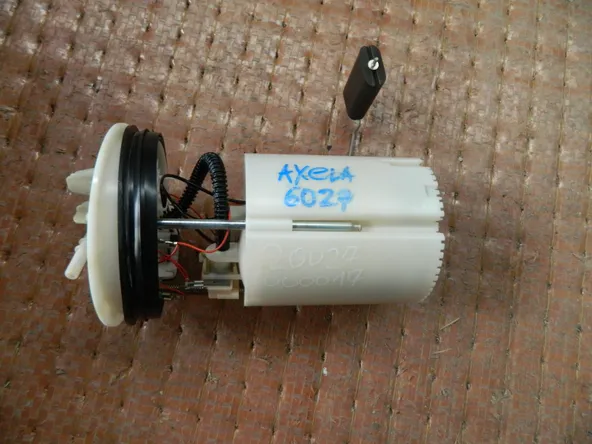 Насос топливный MAZDA AXELA BL5FW (Контрактный) 26027000062