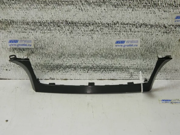 Накладка центральной консоли HYUNDAI EQUUS VI G6DA 2013-2015 Лев (Б/У) 35021120