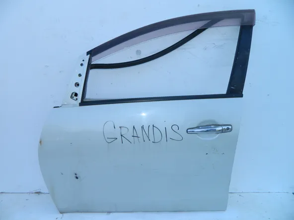 Дверь MITSUBISHI GRANDIS NA4W Перед Лев (Контрактный) 46098111 5700A035