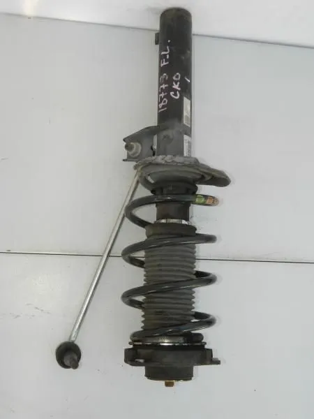 Стойка подвески VOLKSWAGEN GOLF 5K1 CAXA  Перед Лев (Контрактный)