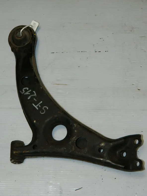 Рычаг подвески TOYOTA CALDINA ST215 Перед Прав (Контрактный) 45992584