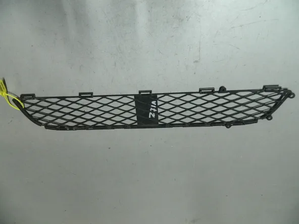 Решетка бампера TOYOTA VITZ SCP10 (Контрактный) 79773543