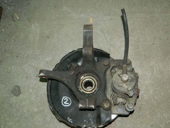 Ступица MITSUBISHI LANCER CEDIA CS5W Перед Лев (Контрактный) 79591177