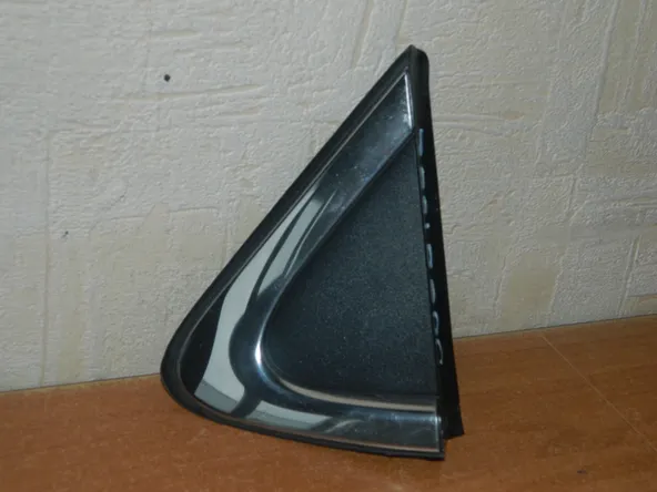 Накладка крыла Kia Sportage QL Перед. Лев. (Б/У)