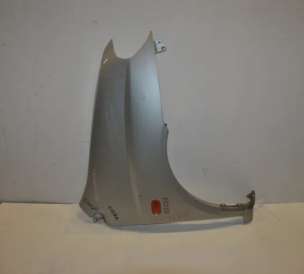 Крыло MITSUBISHI DINGO CQ2A Перед Прав (Контрактный) 46098864