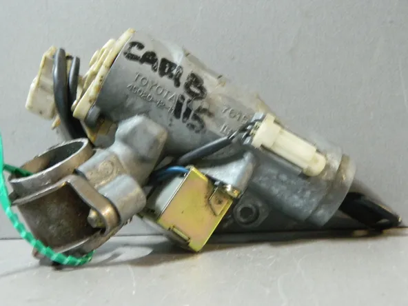Замок зажигания TOYOTA SPRINTER CARIB AE115 (Контрактный) 81532472