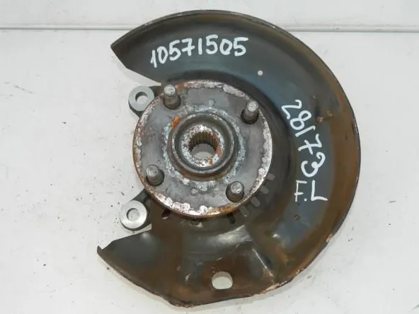 Ступица TOYOTA SIENTA NCP81 Перед Лев (Контрактный) 79586880