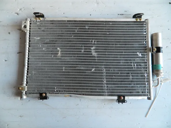 Радиатор кондиционера TOYOTA VITZ SCP10 (Контрактный)