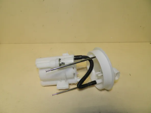 Фильтр топливный GENERAL PARTS 17040EW802