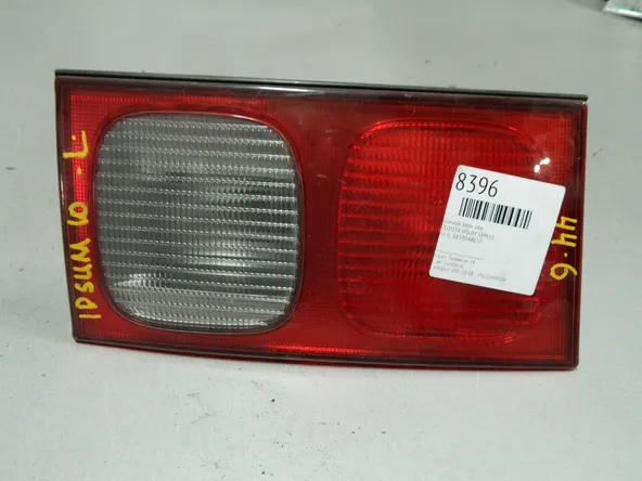 Фонарь TOYOTA IPSUM SXM10G Задн Лев 446 (Контрактный) 64492359