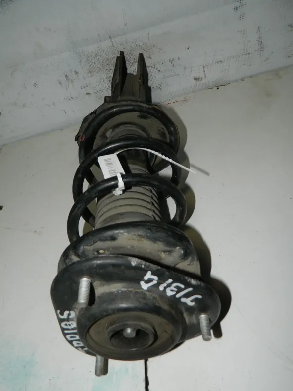 Стойка подвески DAIHATSU TERIOS J131G Перед Прав (Кoнтрактный) 45976320