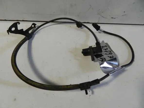 Датчик ABS TOYOTA PORTE NNP11 Перед Прав (Контрактный)