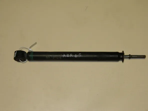 Амортизатор TOYOTA VOXY AZR60 Зад (Контрактный)