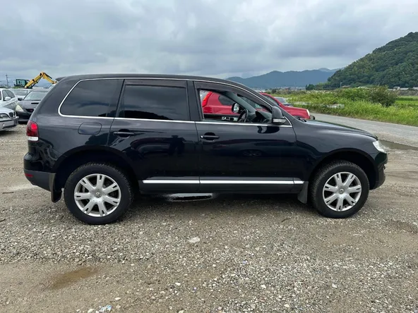 Крыло VOLKSWAGEN TOUAREG 7L7 Перед Прав (Контрактный) 27774011