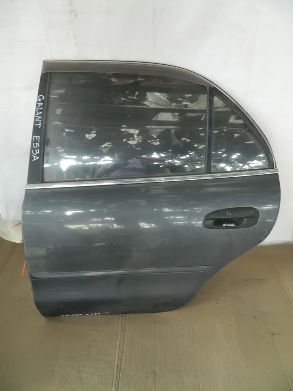 Дверь MITSUBISHI GALANT E53A Зад Лев (Контрактный) 65243160