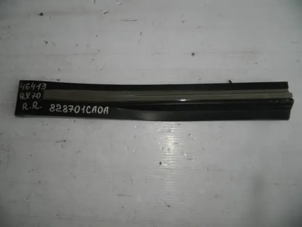 Накладка двери INFINITI QX70 S51 Зад Прав (Б/У)