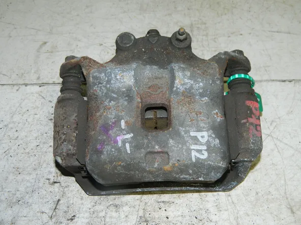 Суппорт NISSAN PRIMERA P12 Перед Лев (Контрактный) 81540710