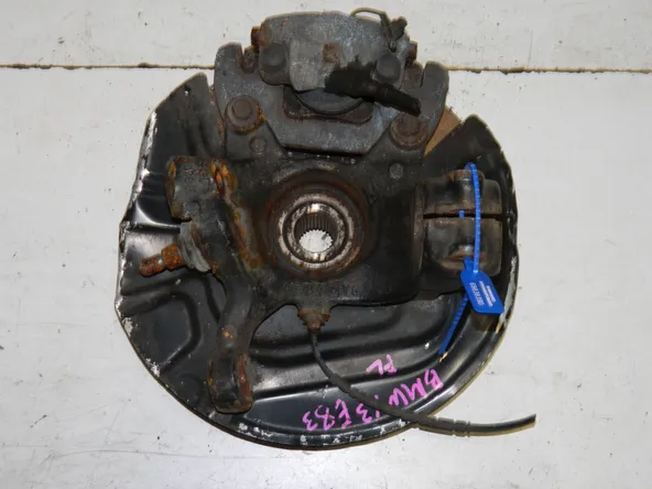 Ступица BMW X3 E83 Перед Лев (Контрактный) 69838390