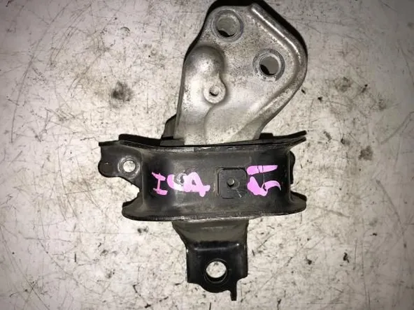 Подушка двигателя TOYOTA YARIS NCP12 1NZFE (Контрактный) 1230521020