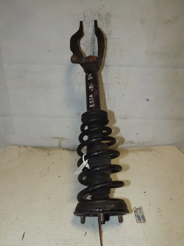 Стойка подвески MITSUBISHI GALANT E53A Перед Прав (Контрактный) 35023427