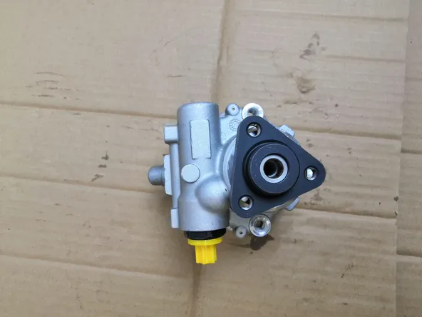 Насос ГУР DAGGER DPV173 BMW 1/3/5/6 X3/5 E-SERIES 32411094965