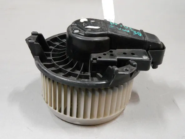 Мотор печки TOYOTA PRIUS ZVW30 (Контрактный) 68000473