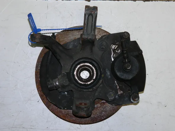 Ступица NISSAN SUNNY B14 Перед Лев (Контрактный) 69838468