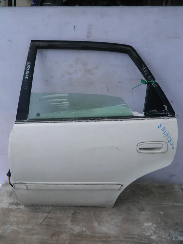 Дверь TOYOTA SPRINTER AE110 Зад Лев (Контрактный) 81540746 6700412700