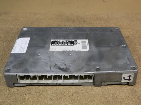Блок управления ДВС TOYOTA VOXY 1AZFSE (Контрактный) 10090 8966628130