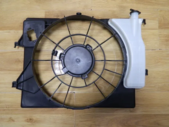 Диффузор радиатора JORDEN JH02ACT17062A HYUNDAI SOLARIS II / KIA RIO V