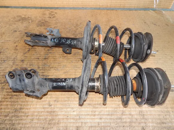 Стойка подвески TOYOTA CAMRY ACV30 Перед (пара) (Контрактный) 32158804