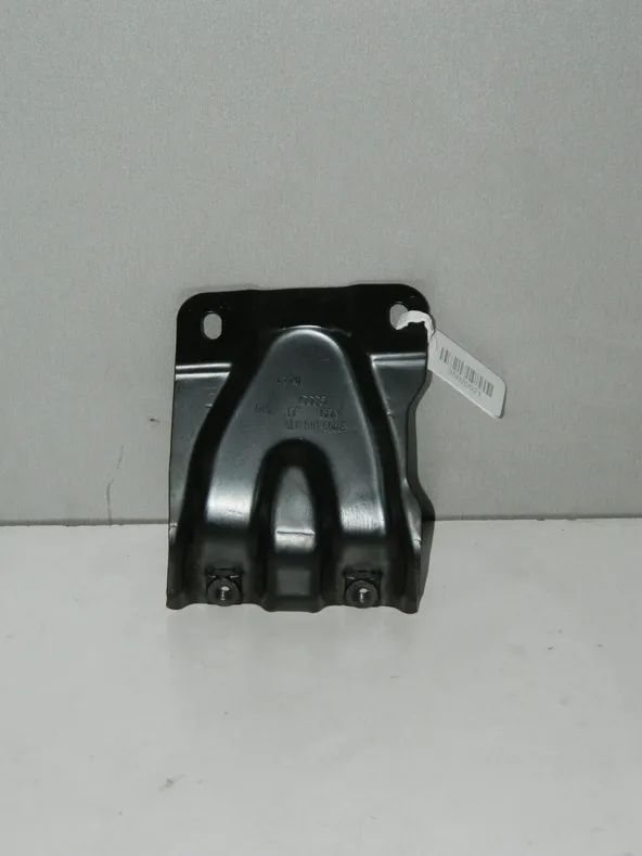 Кронштейн соединительный AUDI Q7 4L (Б/У) 35020521