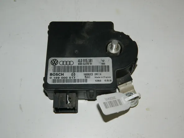 Блок управления аккумулятором AUDI Q7 4L BAR (Б/У)